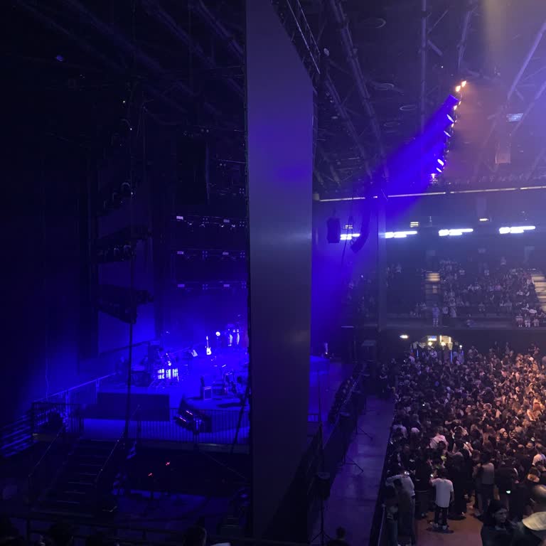 Volkswagen Arena Konser Keyfi Perde Arkasında Kaldı