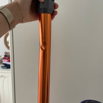 Media Markt Dyson V10 Kargoda Hasar Aldı