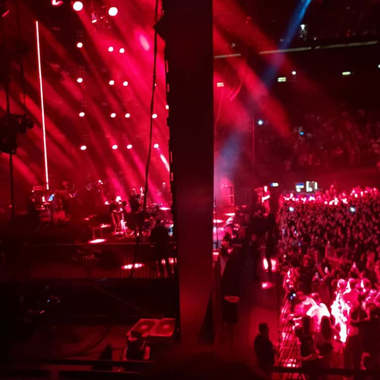 Volkswagen Arena Sahne Görünmeyen Koltukları Satıyorlar