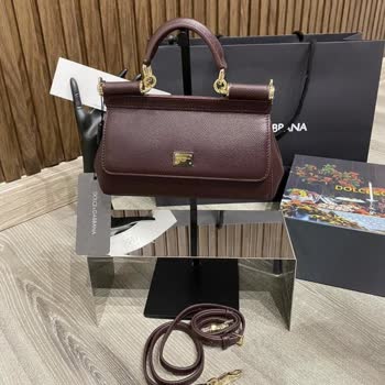 SHA Boutique (Shopper_sha) D L N D R Cı Shopper_sha Butik