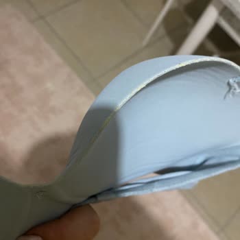 F. K Lingerie Sütyen Yara Yaptı Ve Dokusu Hemen Kayboldu!