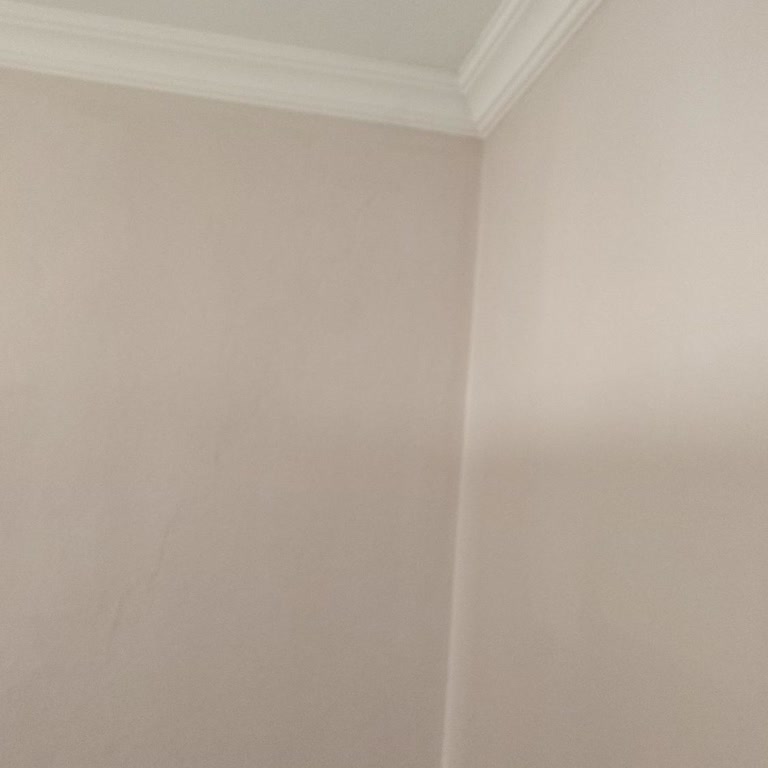 Polisan Marjinal Beyaz Koyu Pembe Çıktı Şikayetim Var