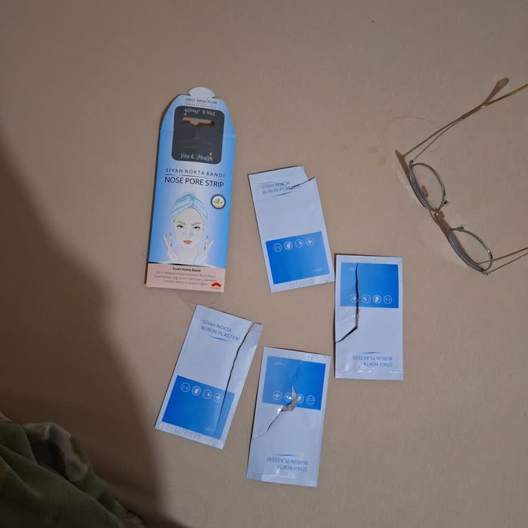 A101 Vita & Healt Siyah Nokta Bandı