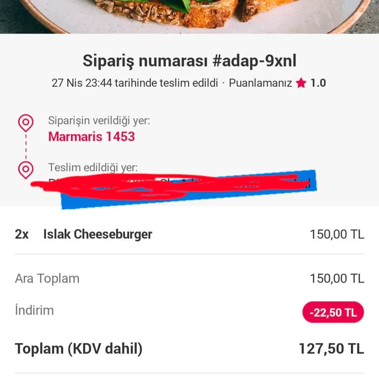 Yemeksepeti Elinde Sigara İle Teslimat Yapan Kurye