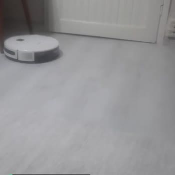 Arçelik RS 3221 Robot Süpürge Servise Gitti, Motordan Çok Ses Geliyor!