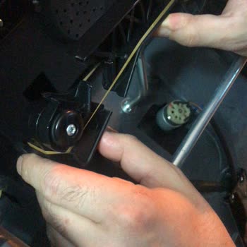 Ebebek Akülü ( Dolu Daytona ) Araba Hemen Kırılıyor