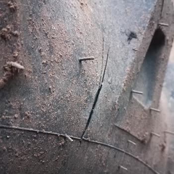 Lassa Traktör Lastiğinin Hamuru Çok Yumuşak.