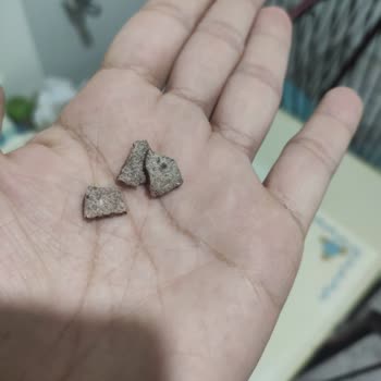 Suplementler.com Protein Tozundan Çıkan Katı Maddeler.