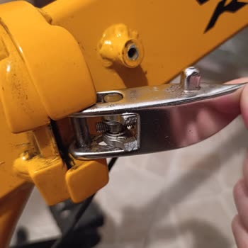 Kron Bisiklet Kron Fd3000 Sürüş Esnasında Katlama Kelepçesi Kırılması