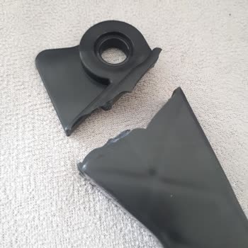 ebebek Dolu Akülü Araba 2 Dakika Kırıldı