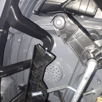 ebebek Dolu Akülü Araba 2 Dakika Kırıldı