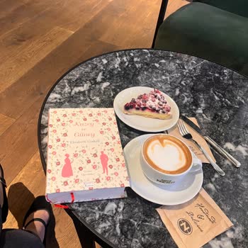 Caffé Nero Tatlı Hayal Kırıklığı: Kabul Edilemez Koku Ve Kıvam