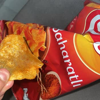 Lays Cips Bilinmeyen Madde