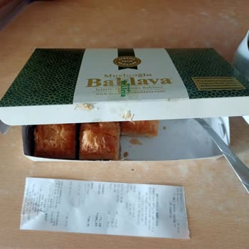 Musluoğlu Baklavaları Bozuk Galiba