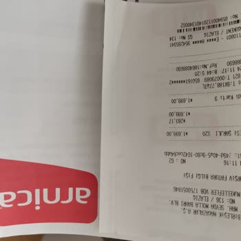 Arnica'nın Kalitesiz Plastiklerle Donatılmış Şarjlı Süpürgesi