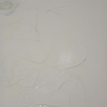 Filli Boya Zeminde Kabarma Oluştu