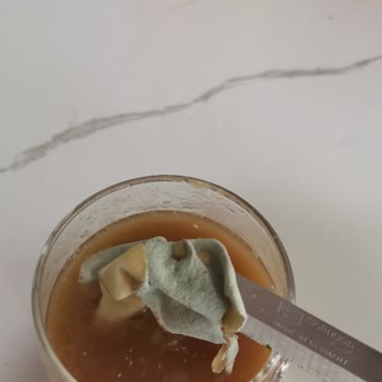 Meyöz Meyve Suyu Küflenmiş Şekilde Cıktı