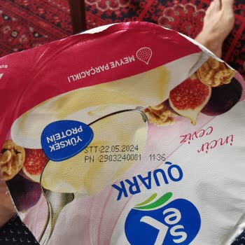 Migros Sek Meyveli Yoğurt Küflü Çıkması