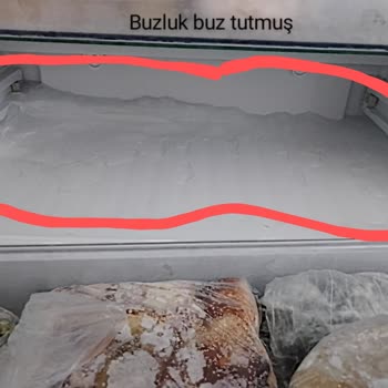 Beko Buzdolabı Buz Tutuyor Ve Rahatsız Edici Ses Çıkarıyor