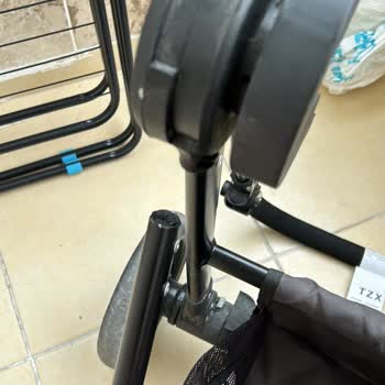 Ajet Rezil Etti Yine Bebek Arabası Kırık