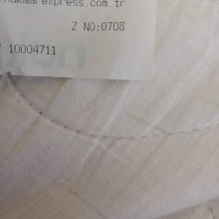 Hakmar Express Hakmar Ekspres Kasiyer Para Üstünü Eksik Verip Hakaret Ediyor