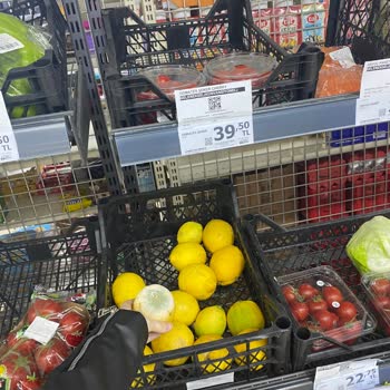 A101 İstanbul Sultanbeyli'deki Market Şubesindeki Düzensizlikler