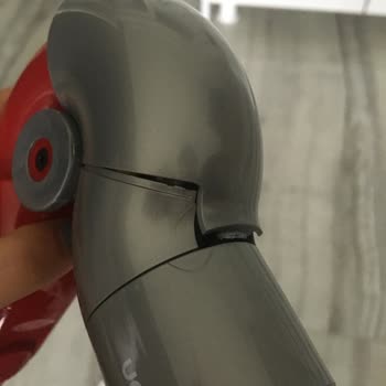 Dyson Süpürge Aksesuar Sıkıntısı