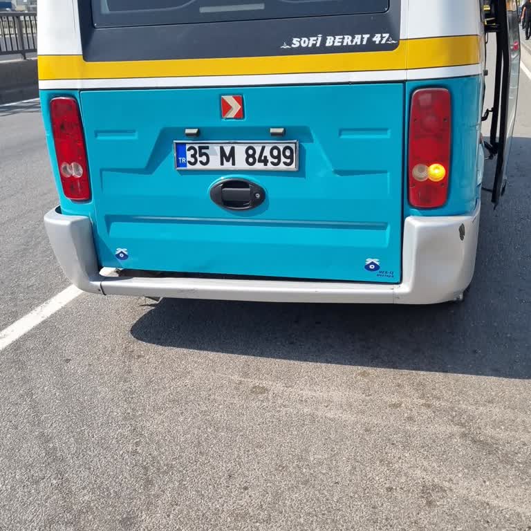 İzmir Minibüsçüler Odası Bebek Arabası Var Diye Almıyorlar