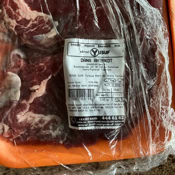 Köfteci Yusuf Çiğ Et Mavi Oldu