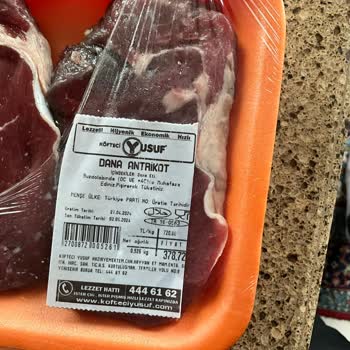 Köfteci Yusuf Çiğ Et Mavi Oldu