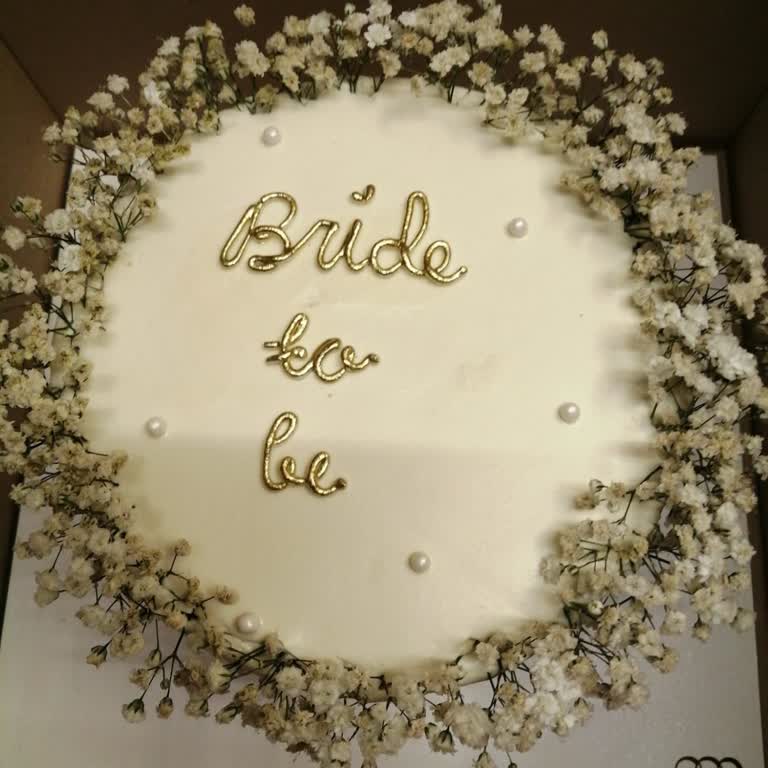 Mini Cake (Instagram: 1minicakes) Hayal Kırıklığına Uğratan Çiçek Siparişi Ve Müşteri Hizmetleri