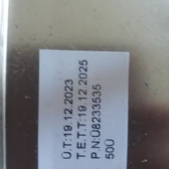 Mavras Zeytinyağı Soğuk Sıkım İlk Hasat Bu Renk Mi Oluyor?