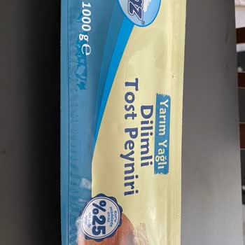 BİM De Satılan Aknaz Marka Tost Peyniri