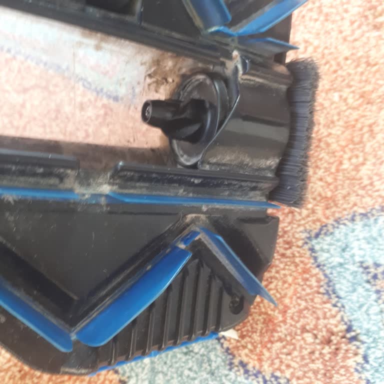 Philips Ev Aletleri Şarjlı Süpürgenin Fırçası Dönmüyor