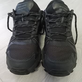 Skechers 8 Aylık Ayakkabıda Kusur Kabul Etmiyor.