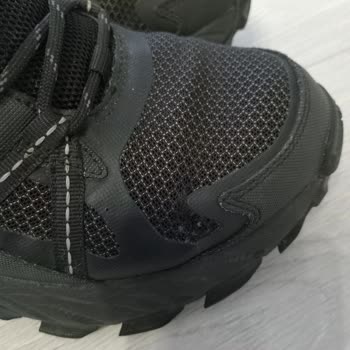 Skechers 8 Aylık Ayakkabıda Kusur Kabul Etmiyor.