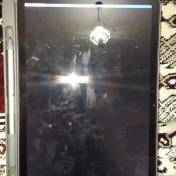 Lenovo Bilgisayar Lenovo M 11 Tablet Ekran Açılmıyor.