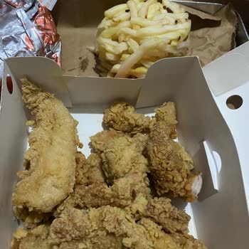 Popeyes Yemek Pişmeden Geldi