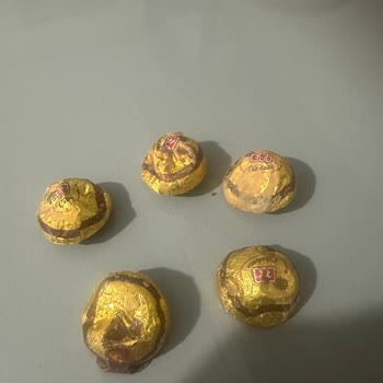 Eti Gıda Eti Çikolataları Ezik Ve Erimiş Şekilde.