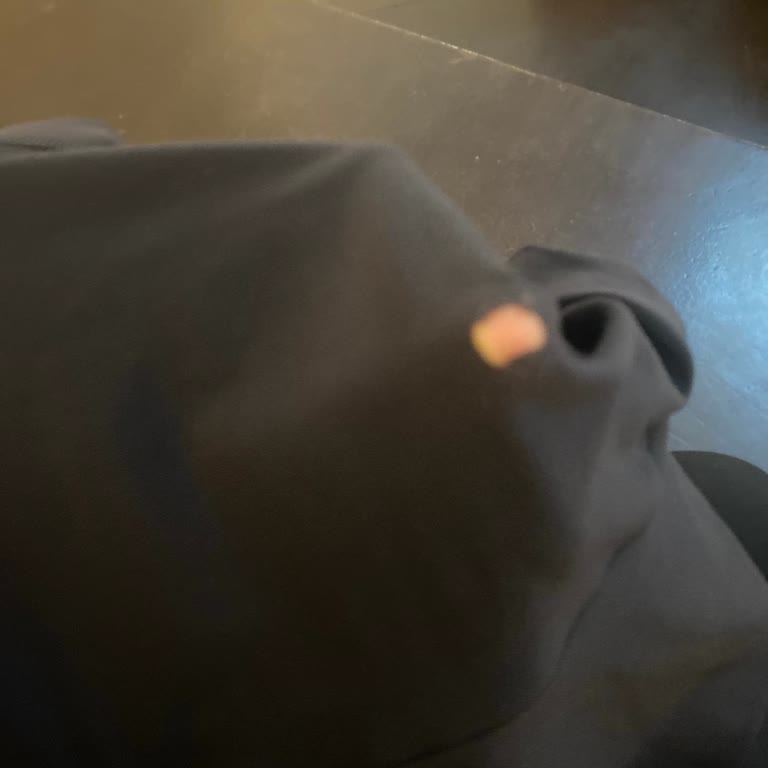 Oysho Mağazasında Yaşanan Saygısızlık Ve Yırtık Tayt Sorunu