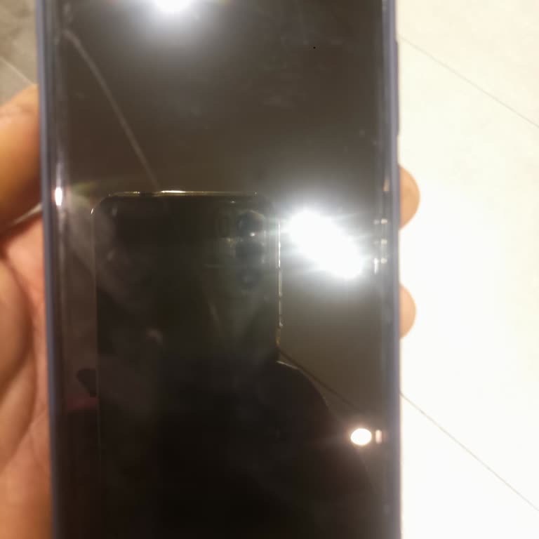 Reeder Telefon Kendi Kendine Kapanıyor!