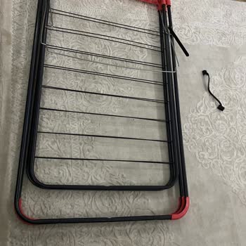 Koçtaş'tan Alınan Dayanıksız Çamaşır Askılığı