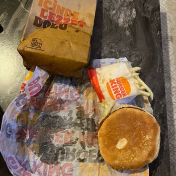 Yemeksepeti Burger King Siparişi Islak Geldi