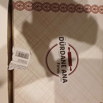 Özdilek AVM Özdilek'te Şerbetli Hayal Kırıklığı: Kuru Baklava Faciası