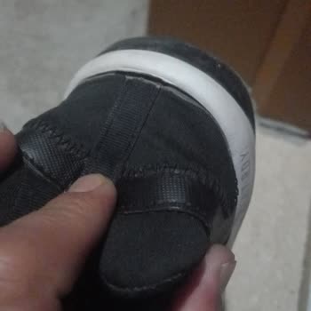 Adidas Spor Ayakkabı Ürün Hatası