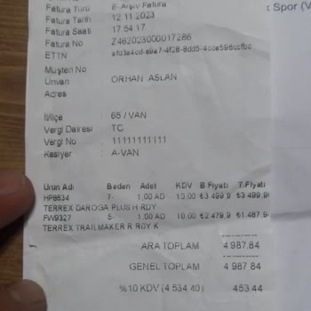 Adidas Spor Ayakkabı Ürün Hatası