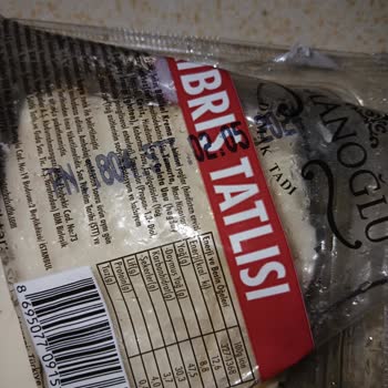 BİM Market Kıbrıs Tatlısı Küflü Çıktı