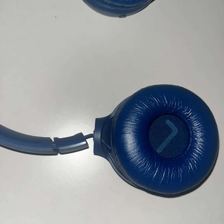 JBL Kulaklık Bağlantı Yerinden Kırıldı