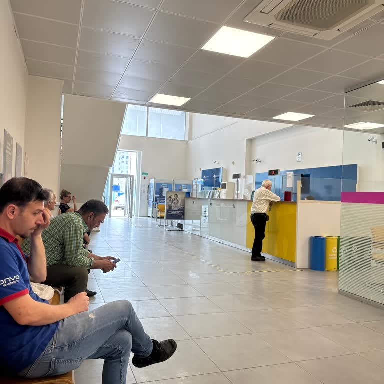 İş Bankası Mersin Göçmen Şube Kapatılsın