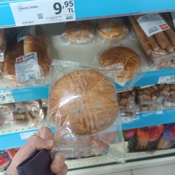 A101 Bozuk Küflü Gıda